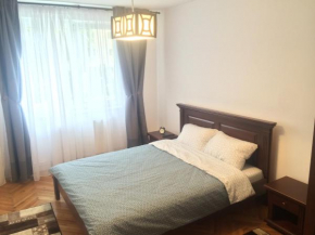 Гостиница Apartment KronDays  Брашов